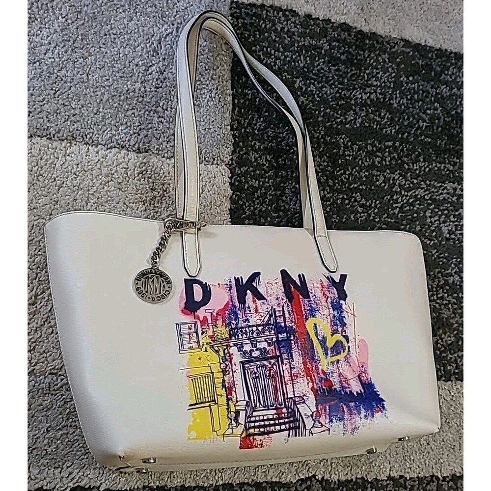 Stylish DKNY coloful Graffiti ART Logo White 100% Cow Leather Shoulder TOTE BAG